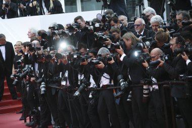 Fotoğrafçılar 'Yomeddine' tarama 71 yıllık Cannes Film Festivali sırasında Palais des Festivals, 9 Mayıs 2018 tarihinde Fransa'nın Cannes katılmak. 