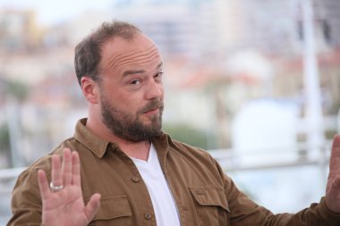 Alban Ivanov photocall 'Lavabo ya da yüzmek için (Le Grand Bain)' 71 yıllık Cannes Film Festivali sırasında Palais des Festivals üzerinde 13 Mayıs 2018 Fransa'nın Cannes katılır. 