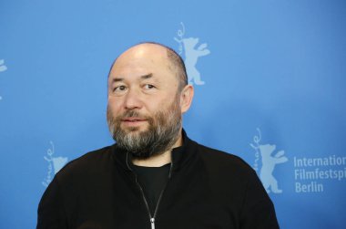 68 Berlinale Uluslararası Film Festivali Berlin Grand Hyatt Hotel'de üzerinde 17 Şubat 2018, Berlin, Almanya sırasında Timur Bekmambetov pozlar 'Profil' fotoğraf arama.