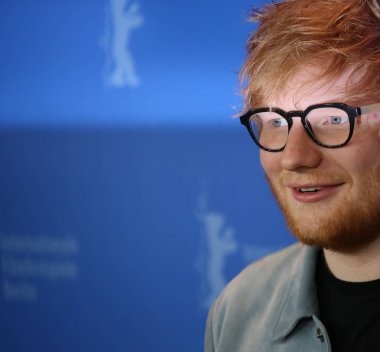 Ed Sheeran 'Söz yazarı' fotoğraf arama katılır sırasında 68 Film Festivali Berlin Grand Hyatt Hotel'de üzerinde 23 Şubat 2018, Berlin, Almanya.
