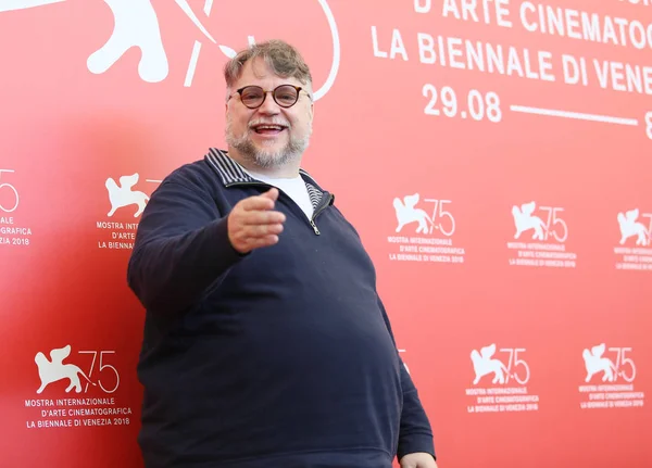 Guillermo Del Toro jüri başkanı 75 Venedik Film Festivali sırasında Sala Casino üzerinde 29 Ağustos 2018 Venedik, İtalya jüri photocall katılır