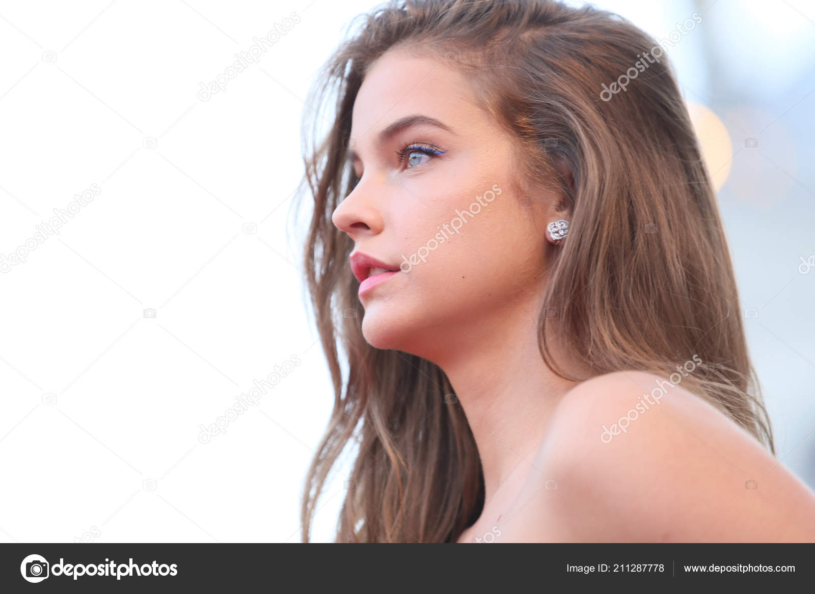 VENICE, ITALY - AUGUST 31: Barbara Palvin walks the red carpet