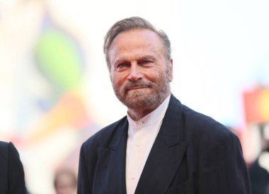  Franco Nero önünde açılış töreni kırmızı halı yürür 75 Venedik Film Festivali sırasında Sala Grande üzerinde 29 Ağustos 2018 Venedik, İtalya. 