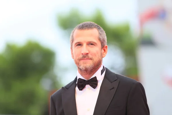 Guillaume Canet Marche Sur Tapis Rouge Avant Projection Doubles Vies — Photo