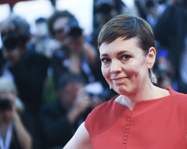 Olivia Colman walks the red carpet ahead of the Award Ceremony during the 75th Venice Film Festival at Sala Grande on September 8, 2018 in Venice, Italy. 