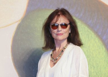 Jacqueline Bisset 75 Venedik Film Festivali sırasında Sala Giardino adlı 4 Eylül 2018 üzerinde Venedik, İtalya 'Magic Lantern' kırmızı halı katılır. 