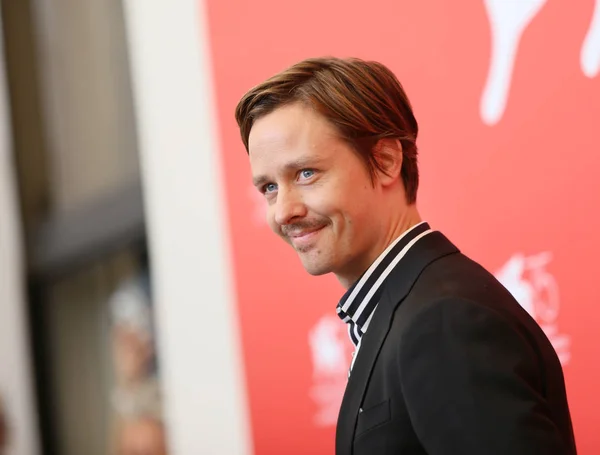 Tom Schilling Attends Werk Ohne Autor Never Look Away Photocall — Stock Photo, Image