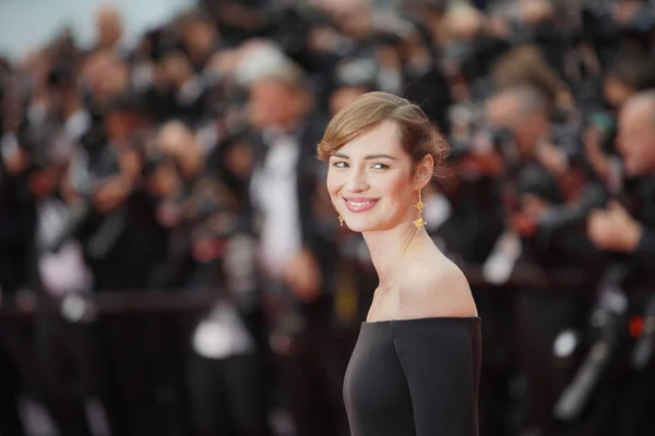 Louise Bourgoin attends the opening ceremony — Stock Photo, Image