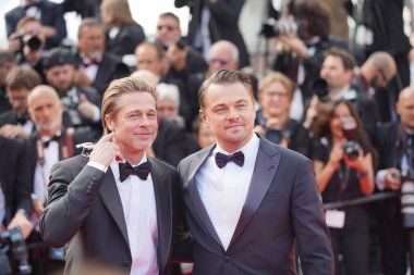 Brad Pitt ve Leonardo Dicaprio 
