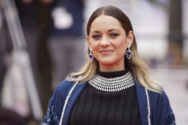 Marion Cotillard gösterimden kalkıyor 