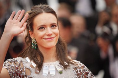 Stacy Martin gösterime katıldı