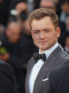 Taron Egerton gösterime katıldı 