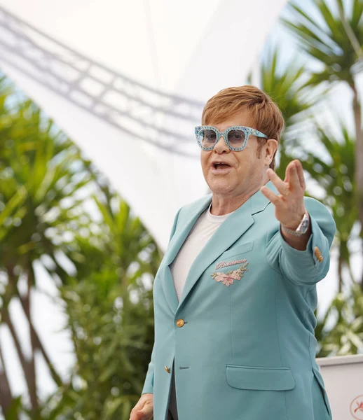 Elton John asiste a la fotoconvocatoria de "Rocketman " —  Fotos de Stock