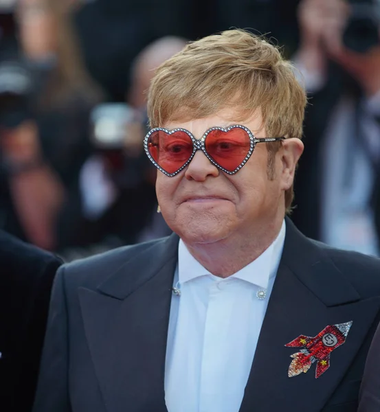 Elton John participa da exibição de "Rocketman " — Fotografia de Stock