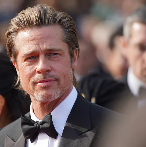 Brad Pitt asiste a la proyección — Foto de Stock