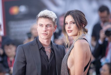  Bella Thorne ve Benjamin Mascolo