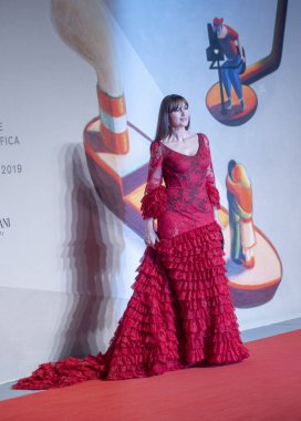 Monica Bellucci 76 Venedik 'te 