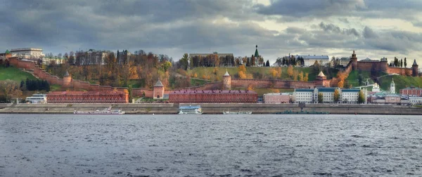 Nizhny Novgorod Kremlin y ciudad —  Fotos de Stock