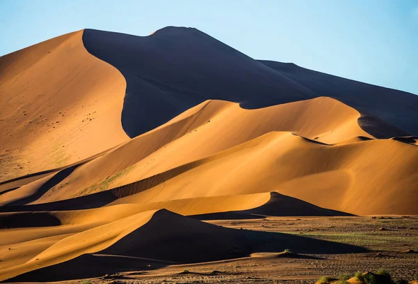Duny Sossusvlei Krásných Tvarech Úchvatným Světlem Barvou Sossusvlei Namib Naukluft — Stock fotografie