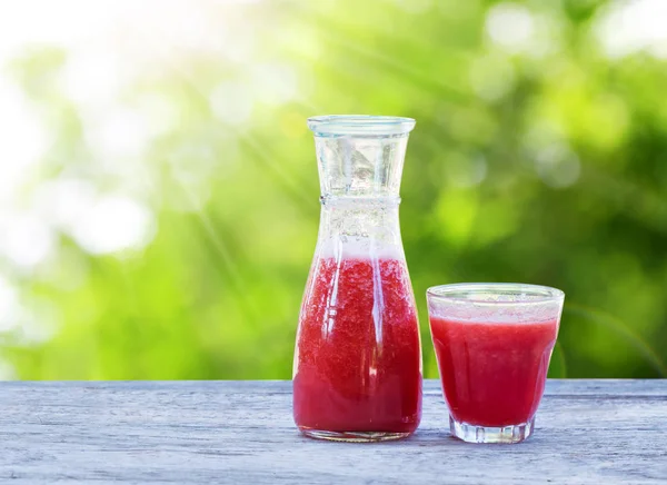 Batido Sandía Vidrio Sobre Madera Saludable Refrescante —  Fotos de Stock