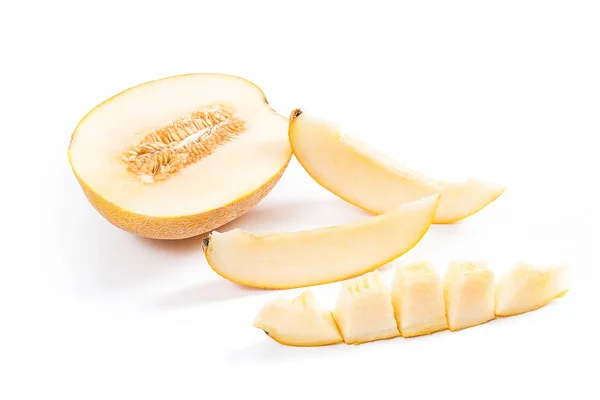 Scheiben Geschnittene Reife Saftige Melonen Tropische Früchte Zur Sommerzeit Isoliert — Stockfoto