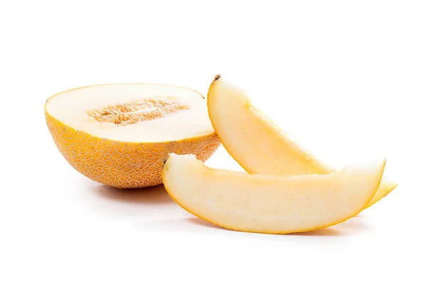 Nakrájené Zralé Šťavnatý Meloun Tropické Ovoce Letní Době Izolovaných Bílém — Stock fotografie