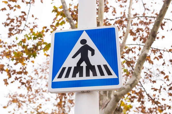 Blue pedestrians traffic sign in the city — Stock Photo, Image