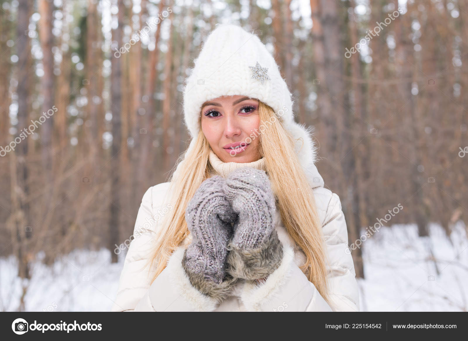 porno-perepihnulis-zimoy-s-blondinkoy