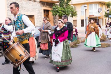 Oropesa Del Mar, İspanya - 13 Ocak 2018: tatil alay Festivali saint Anthony sokakta Oropesa del Mar, İspanya