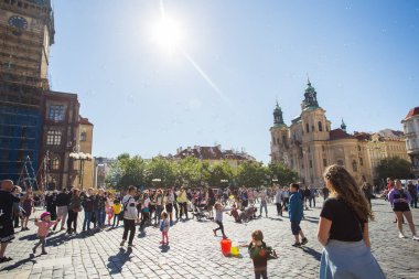 Prague, Çek Cumhuriyeti - 7 Haziran 2017: Prag Eski Şehir Meydanı Çek Cumhuriyeti.