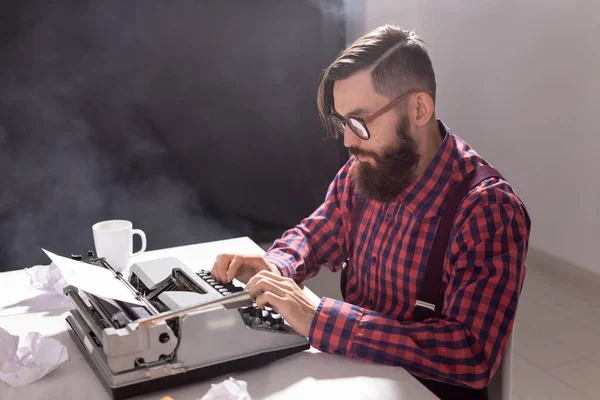 People, writer and hipster concept - young stylish writer working on typewriter — Stock Photo, Image