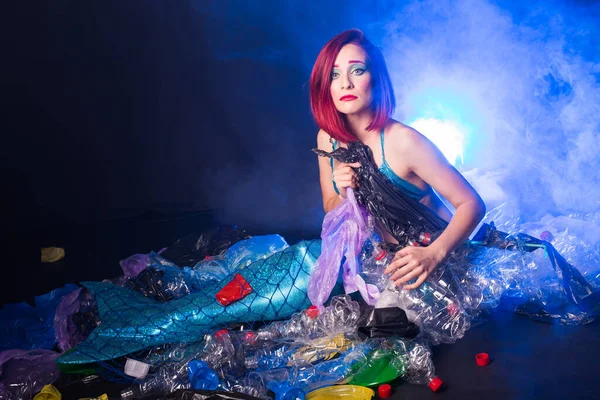 Ocean plastic pollution concept. Mermaid scared due to polluted habitat. — Stock Photo, Image