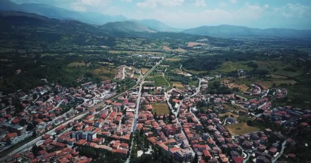 Hava dron görüntüleri video - Tagliacozzo, aq İtalya panoramik manzaralı — Stok video