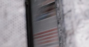 Gazete baskı işlemi Kağıt Fabrikası'nda. Yakın çekim