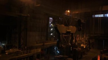 Metalurji. Çelik dönüştürücü dolgu maddesi. Metalurji, metal sanayi, Metalurji Sanayi, metal üretim. Metal, steesmelting demir eritme ve işleme tesisi Ferroalaşımlar işleme