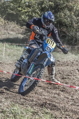Potenza, İtalya - 29 Mart: Motocross Şampiyonası üzerinde 29 Mart 2015 Brienza, İtalya
