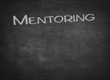 Mentorluk-bir tahta üzerinde beyaz tebeşir ile el yazısı