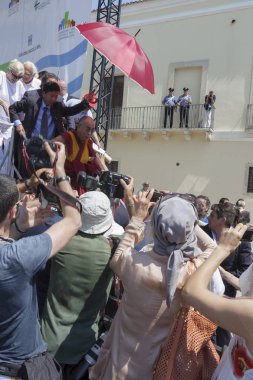 Scanzano Jonico - Matera - 25 Haziran: Dalai Lama Basilicata doğum 