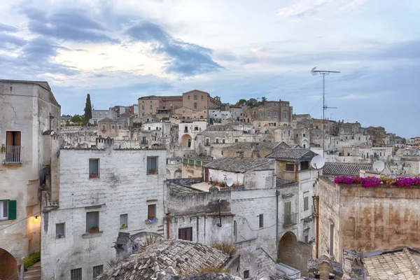 Panoramiczny widok z jego strome ancien Matera (Sassi di Matera) — Zdjęcie stockowe