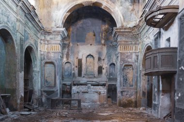 Romagnano al Monte, C'deki Salerno eyaletinde bir hayalet kasaba