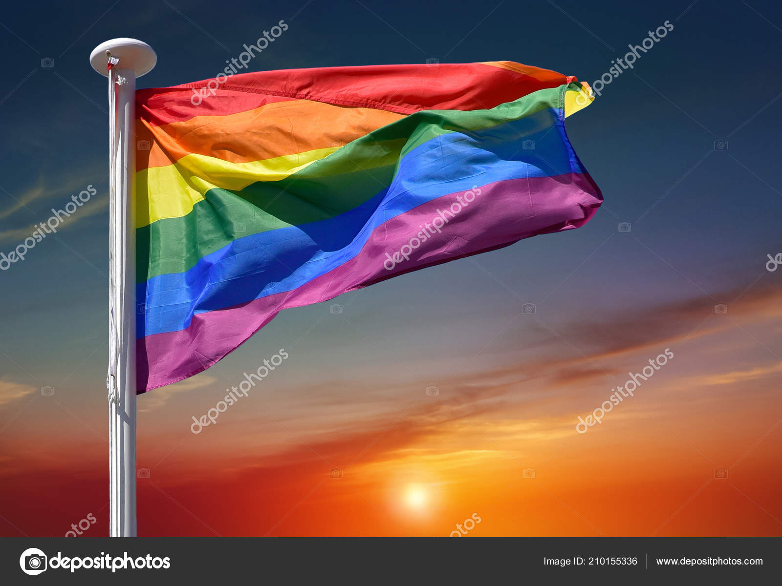 ¿Por qué comprar banderas del orgullo gay en DEARCOIRIS.ME?