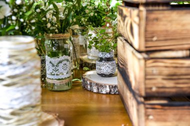 İyi yemek ya da diğer yiyecek ve içecek olay için ayarla düğün masa merkezi-parça