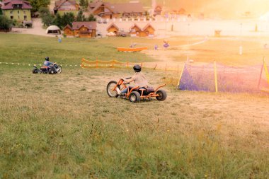 Yaz aylarında konuklar Kashubia Polonya'da Aktif istirahat - bisikletler de dahil olmak üzere teşvik benzersiz konumlar keyfini çıkarabilirsiniz