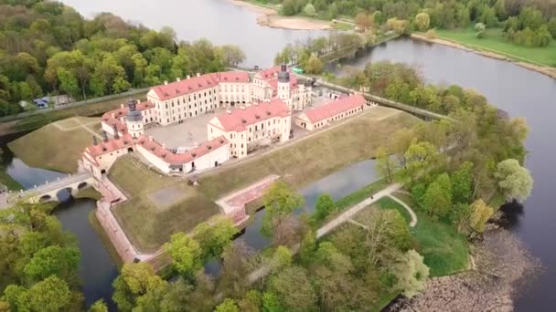 Vue Aérienne Château Médiéval Nesvizh Niasvizh Ancienne Ville Printemps Région — Video