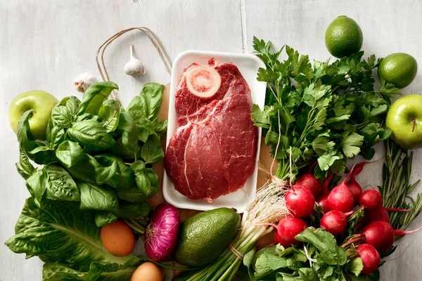 Gezonde Voeding Met Papieren Zak Aangezet Met Witte Houten Tafel — Stockfoto