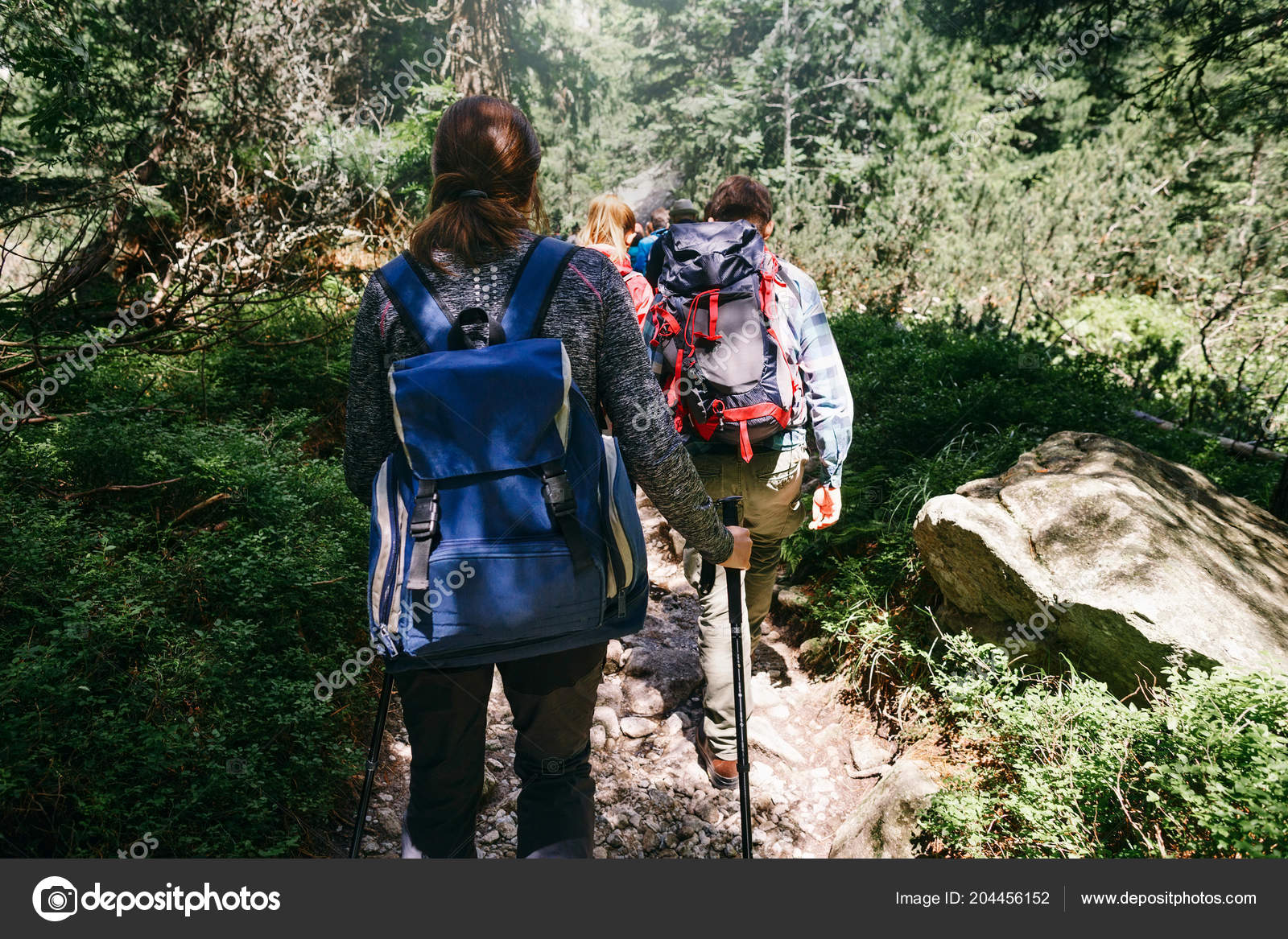 Viajes Mochileros Concepto Estilo Vida Grupo Viajeros Con Mochilas