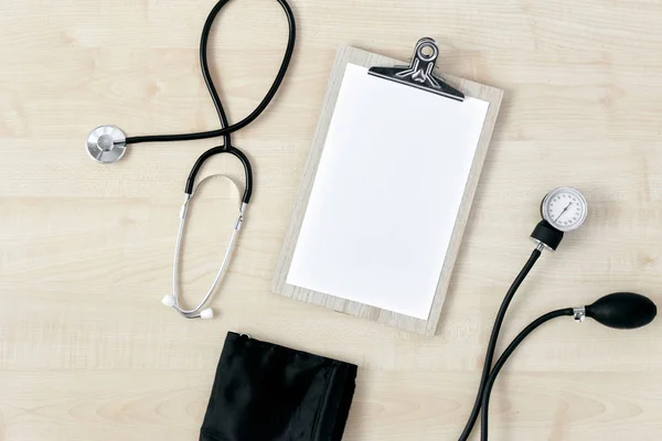 Spazio Lavoro Del Medico Con Appunti Stetoscopio Vista Dall Alto — Foto Stock