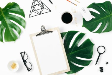 Modern beyaz ofis resepsiyon masası Pano ve aksesuarları