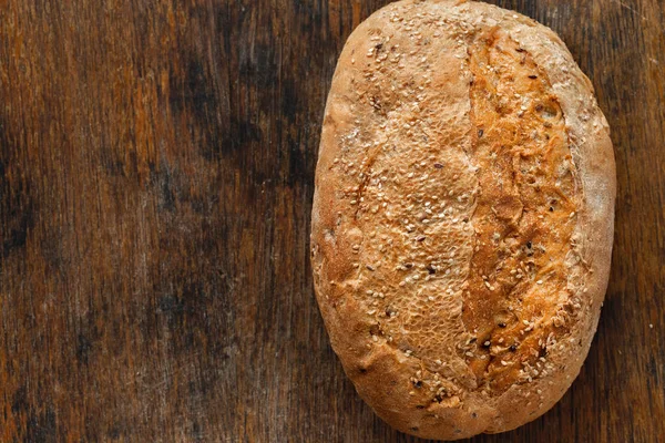 Loaf Rye Bread Crispy Wooden Table — 图库照片