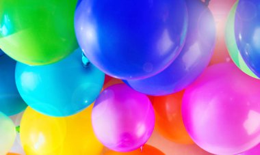 Parti arka plan balonlar. Birçok renkli balon yakın çekim